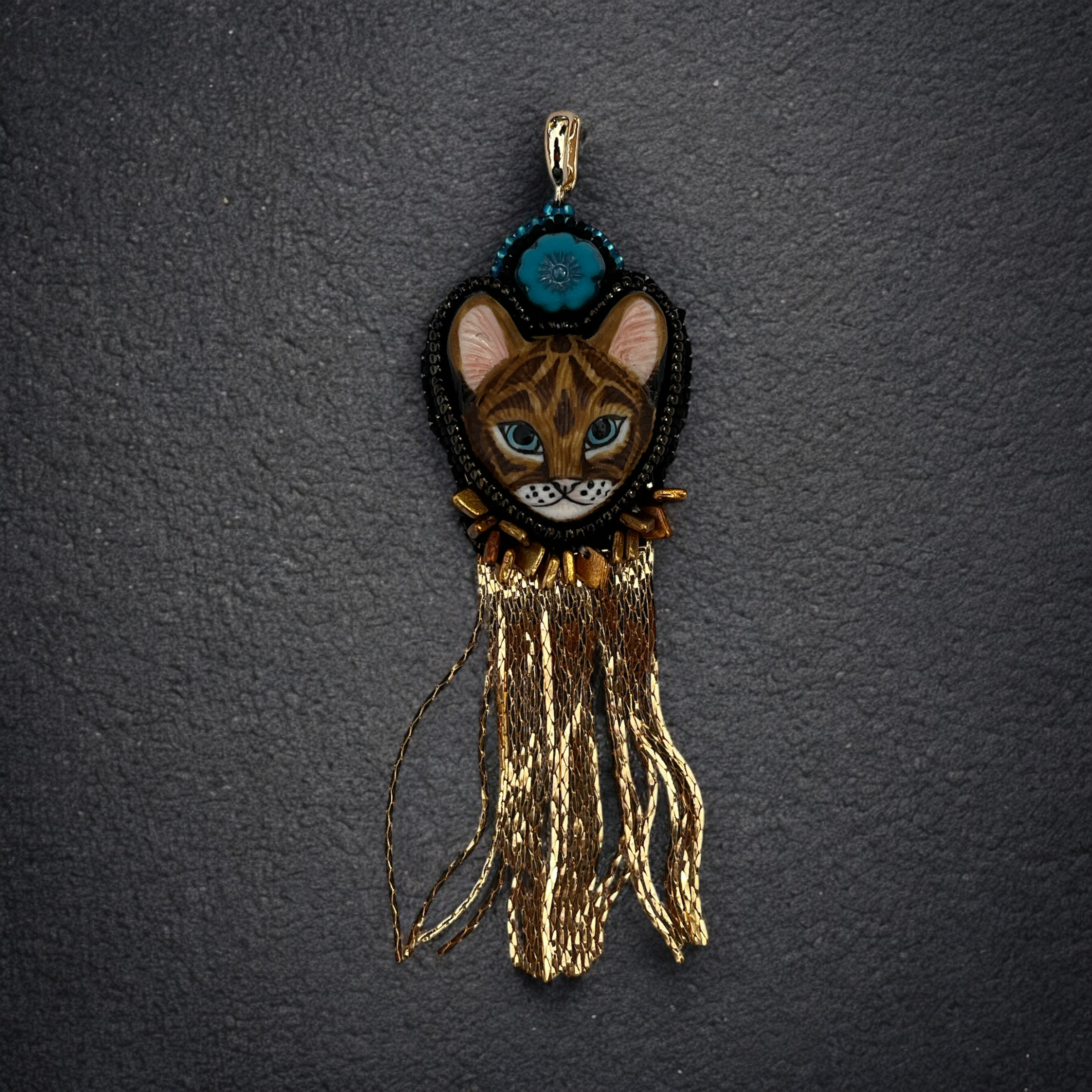 NALI Cat Pendant