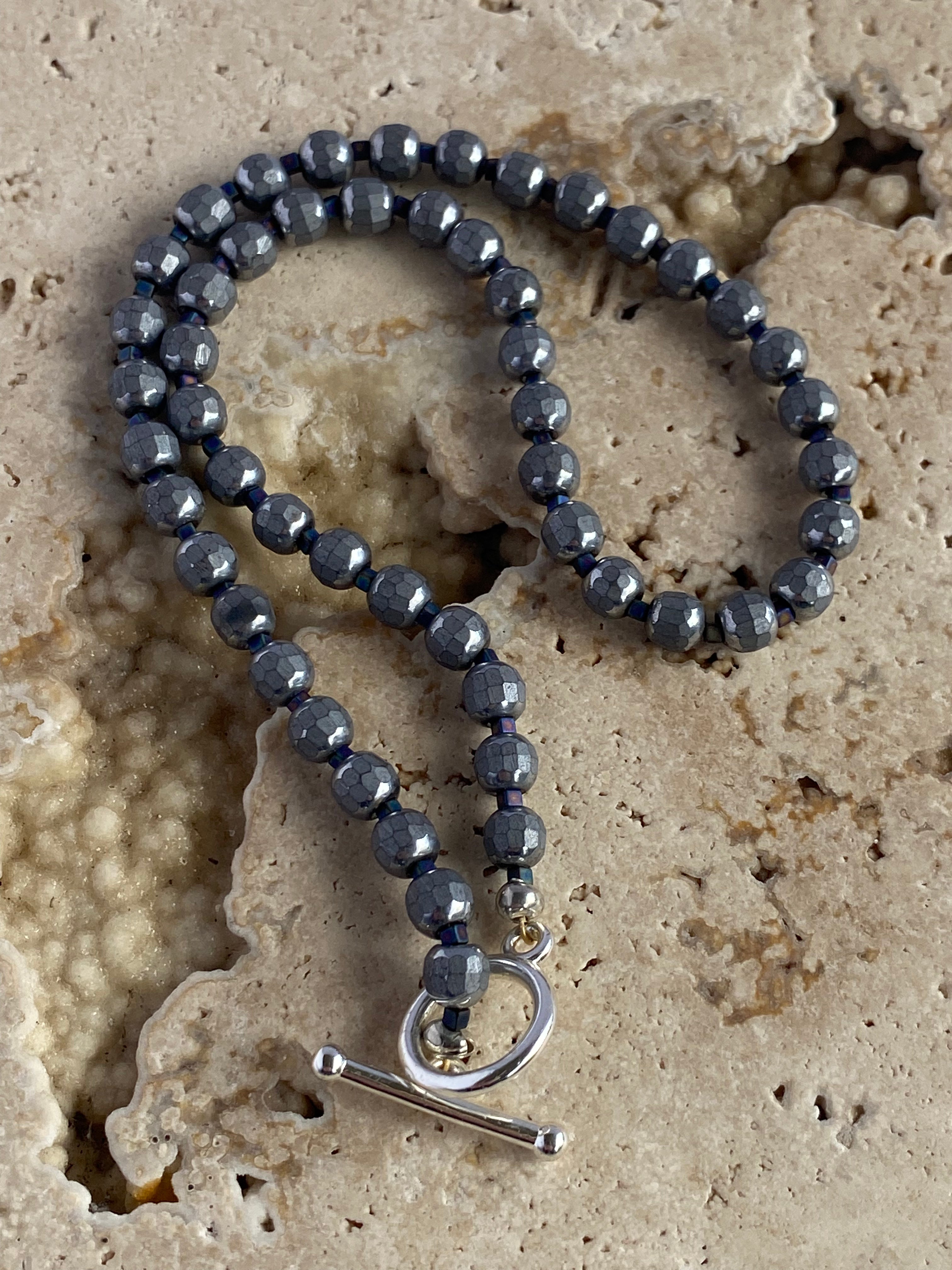 Hematite beaded choker
